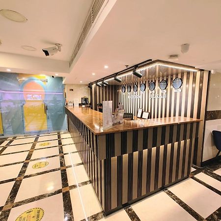 Saffron Hotel Dubai Exterior photo