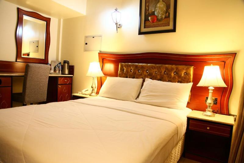 Saffron Hotel Dubai Exterior photo