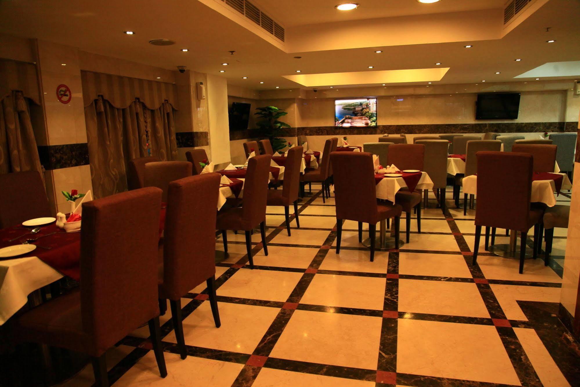 Saffron Hotel Dubai Exterior photo